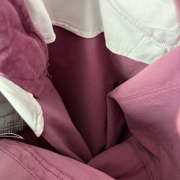 St. John's Bay Corduroy Midi Skirt Women's 16 Pink Slim Stretch Preppy Academia - Picture 10 of 10